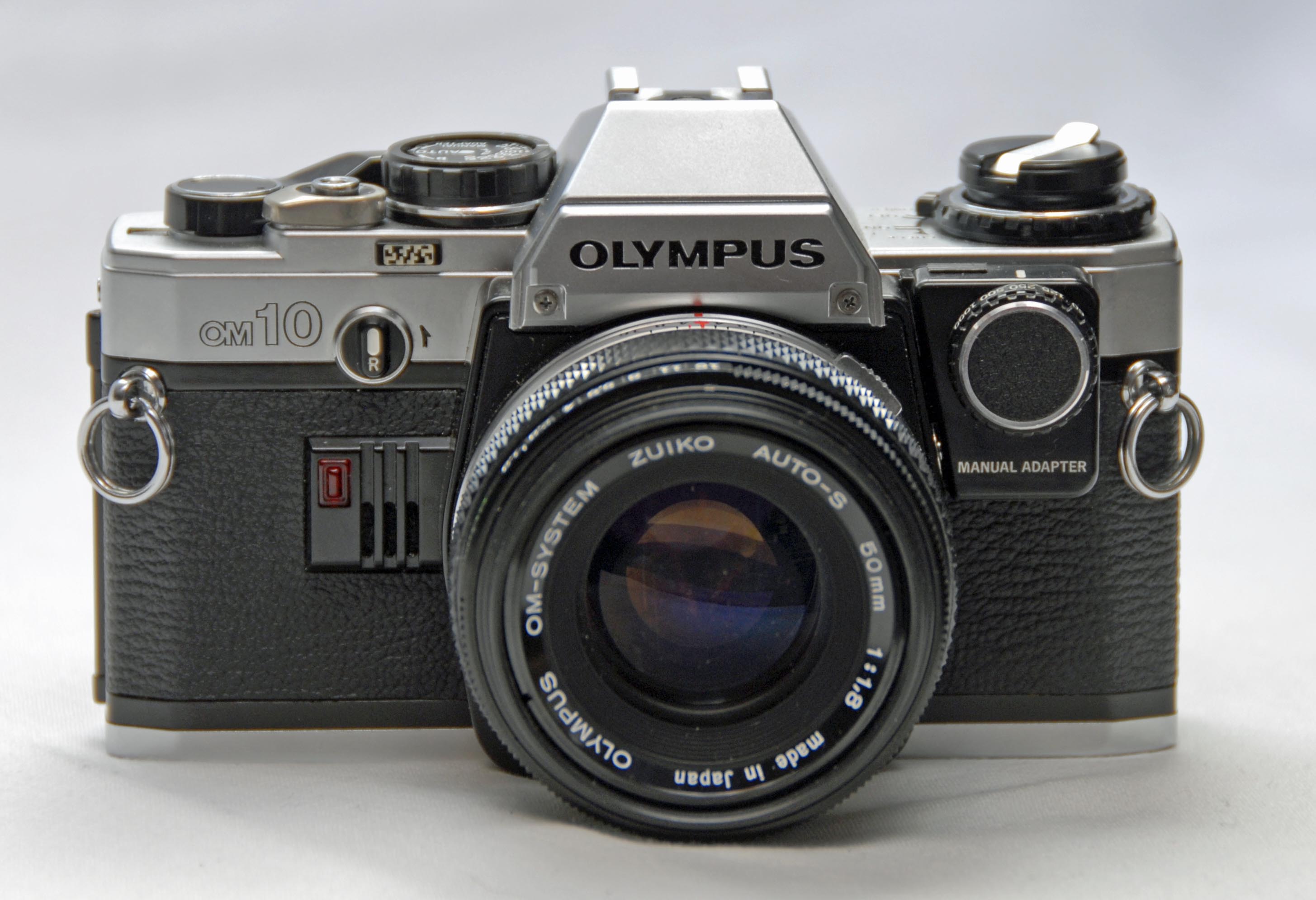 OLYMPUS OM-10